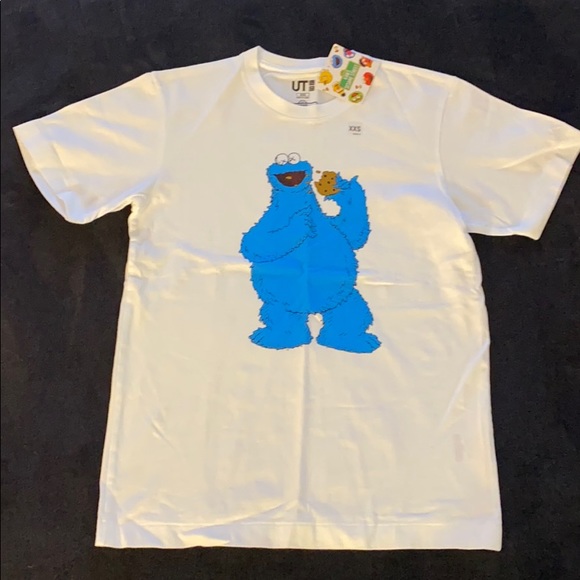 Kaws t shirt - Picture 1 of 1